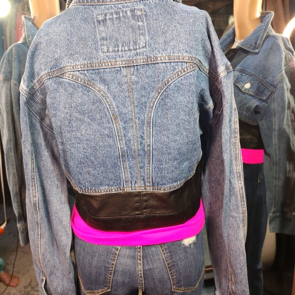 Cropped denim/pleather jacket. Never Been Worn!! M - Picture 5 of 9